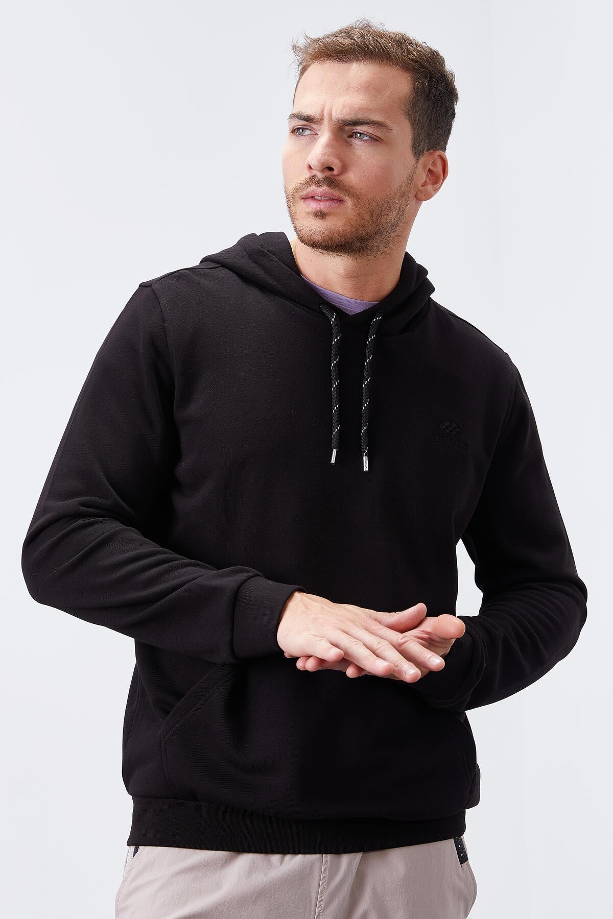 Siyah Kanguru Cep Standart Kalıp Kapüşonlu Erkek Sweatshirt - 87872