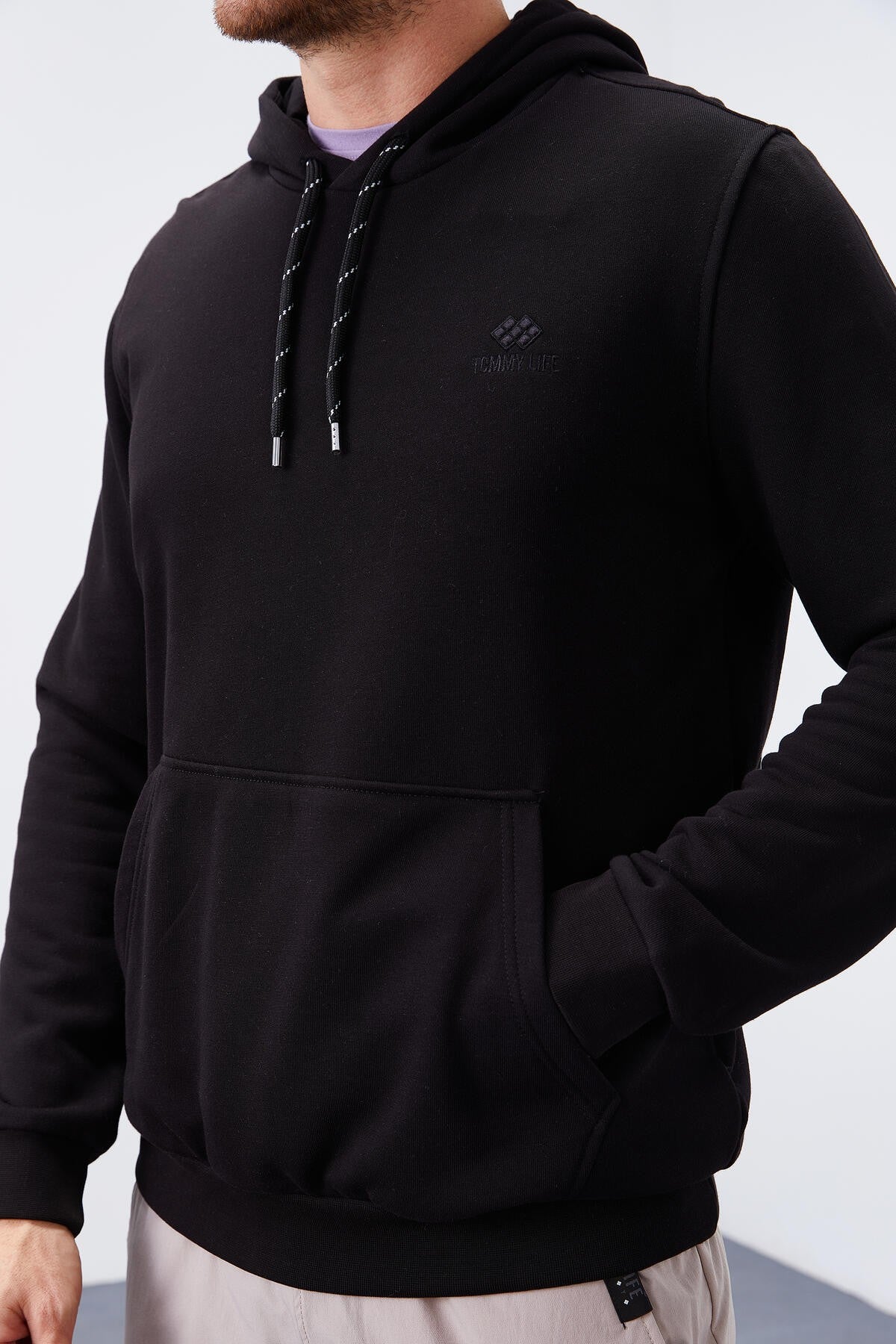 Siyah Kanguru Cep Standart Kalıp Kapüşonlu Erkek Sweatshirt - 87872