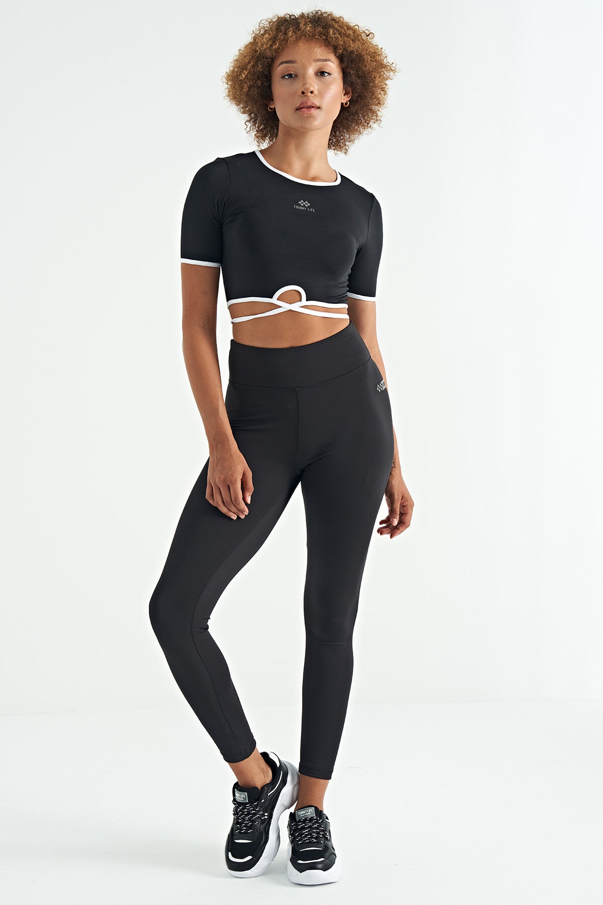 Siyah Logo Baskı Detaylı Yüksek Bel Dalgıç Kumaş Slim Fit Kadın Tayt - 94627