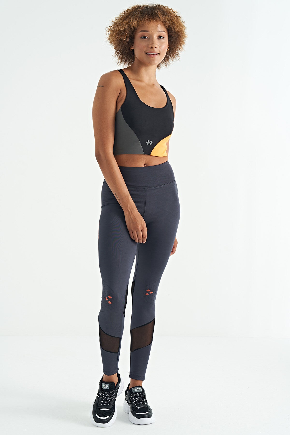 Siyah Logo Baskılı Renk Bloklu Sırt Çapraz Detaylı Dalgıç Kumaş Kadın Büstiyer - 97260