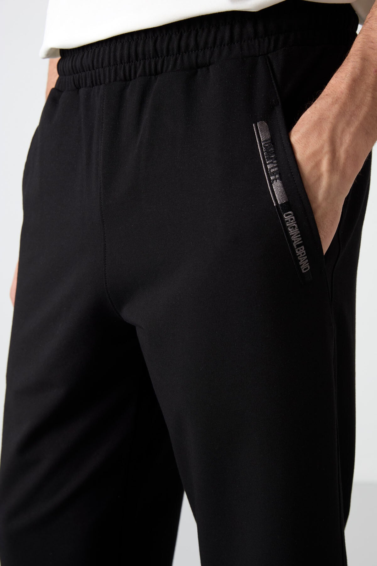 Siyah Ön Cep Detaylı Standart Kalıp Klasik Paça Erkek Kapri - 83092