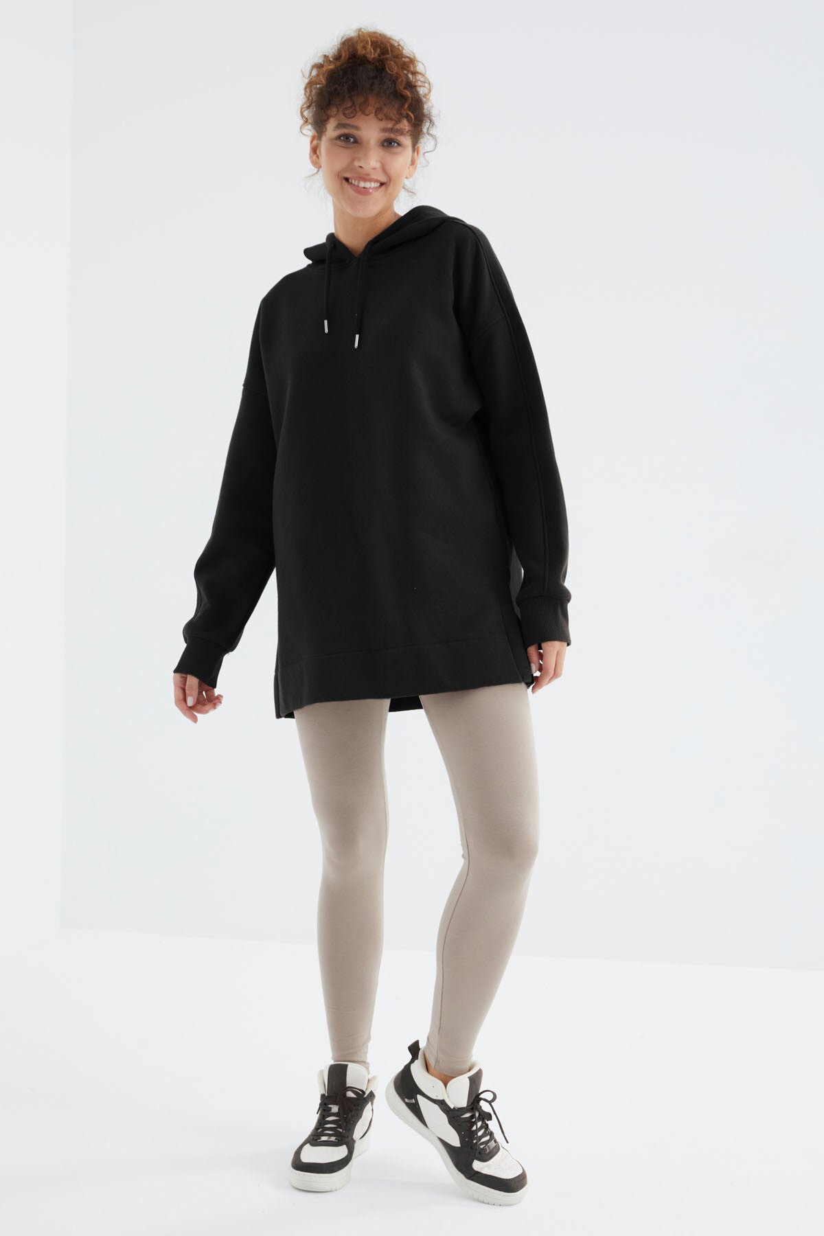 Siyah Reglan Kol Basic Kapüşonlu Oversize Sweatshirt Tunik - 97242