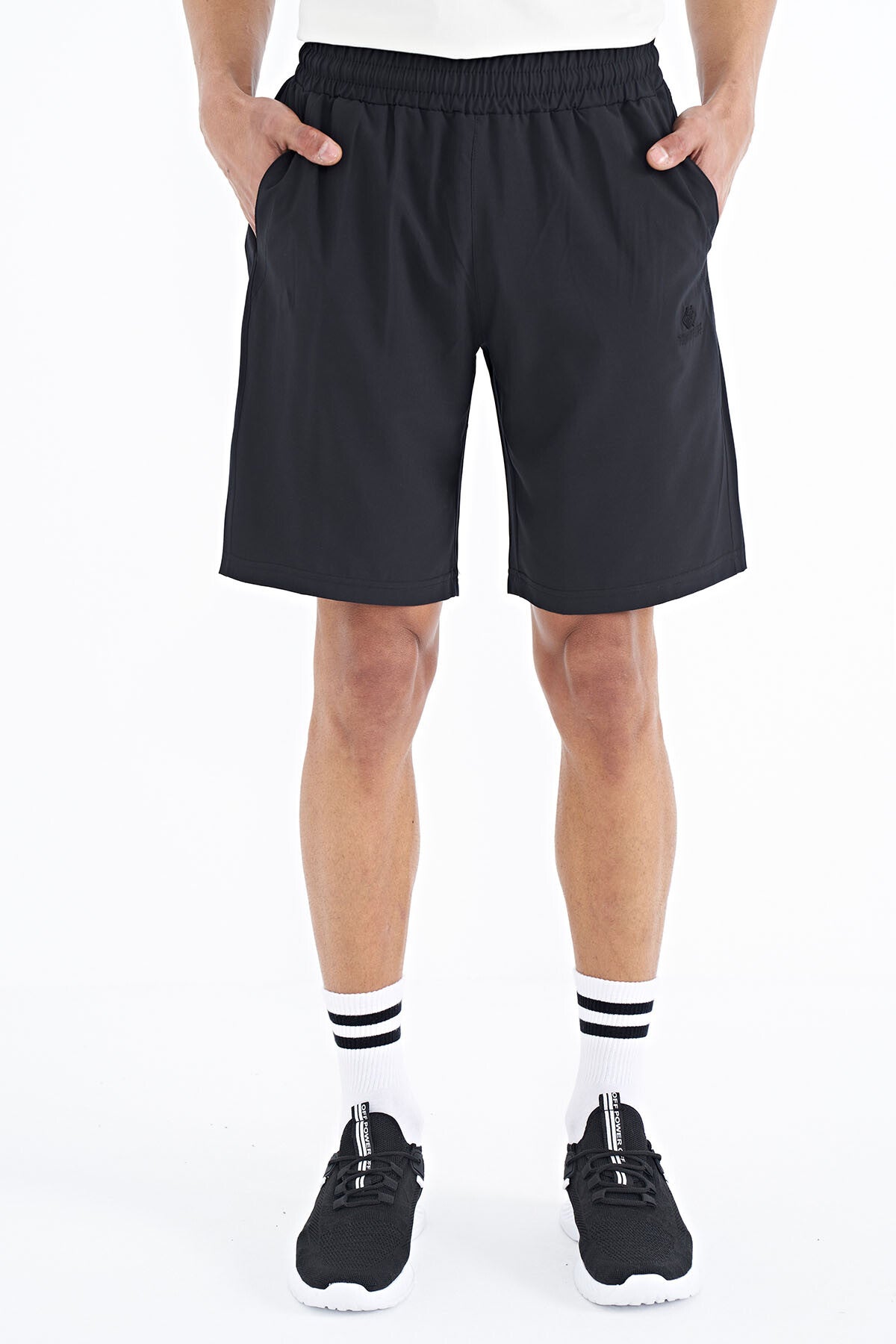 Siyah Yan Cep Detaylı Lastikli Erkek Şort - 81238