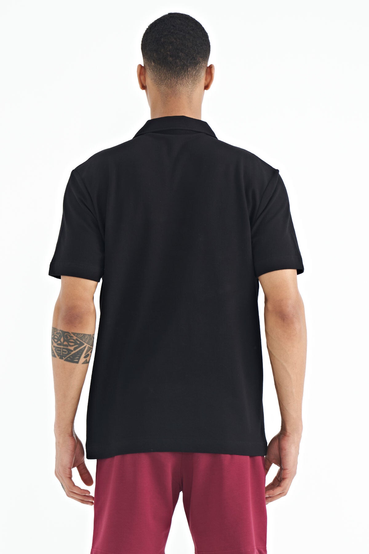 Siyah Yazı Baskılı Standart Form Polo Yaka Erkek T-shirt - 88236