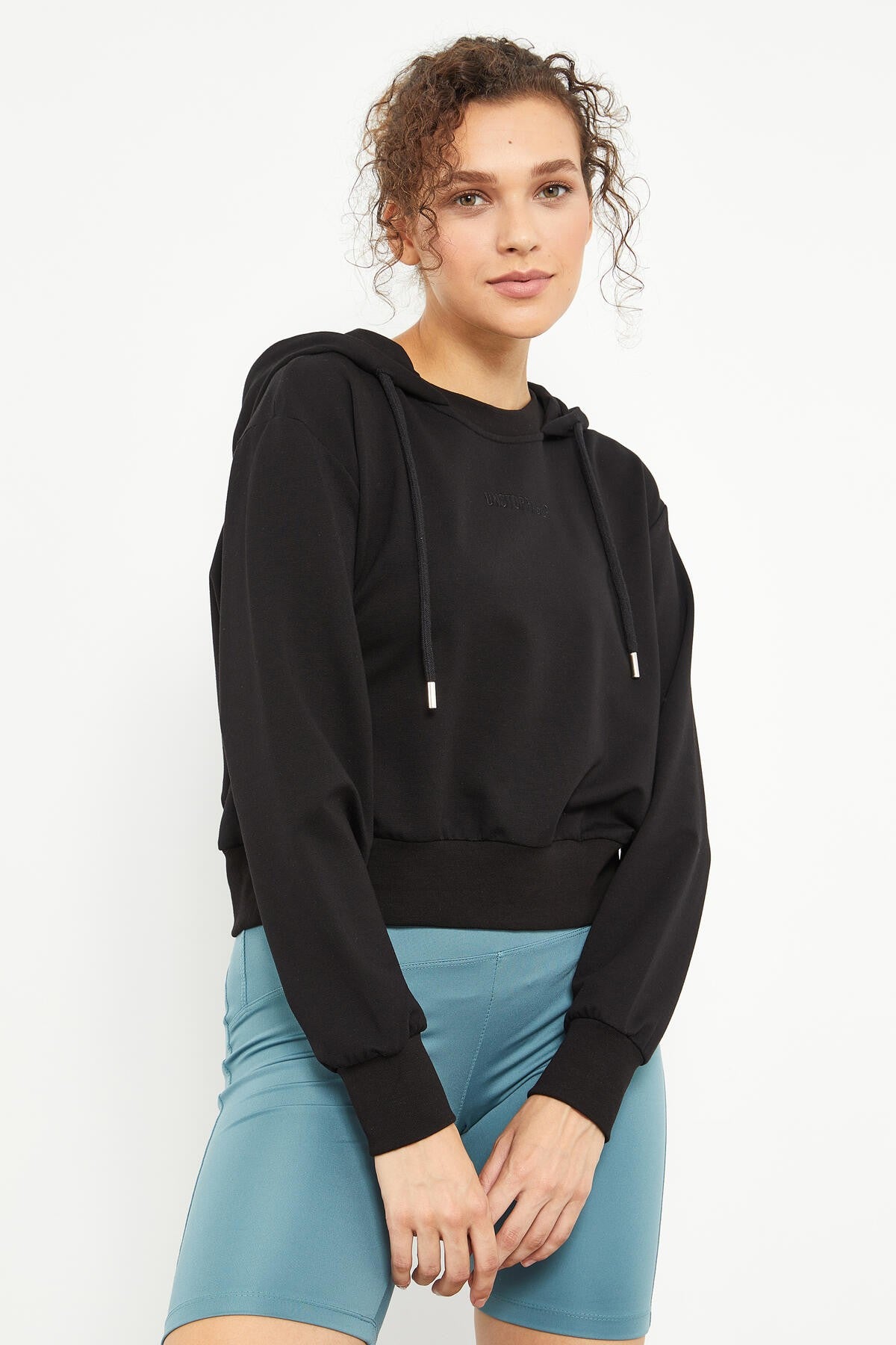 Siyah Yazı Nakışlı Kapüşonlu Kadın Oversize Sweatshirt - 97169