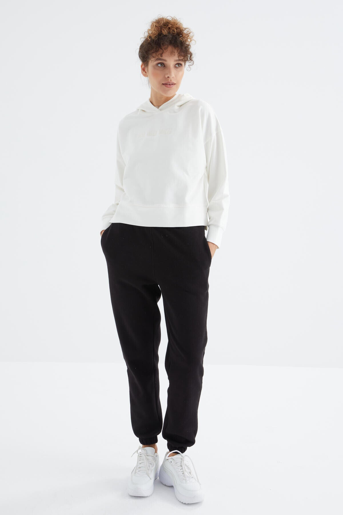 Siyah Yüksek Bel Şardonlu 3 İplik PamukluBasic Kadın Eşofman Alt - 94624