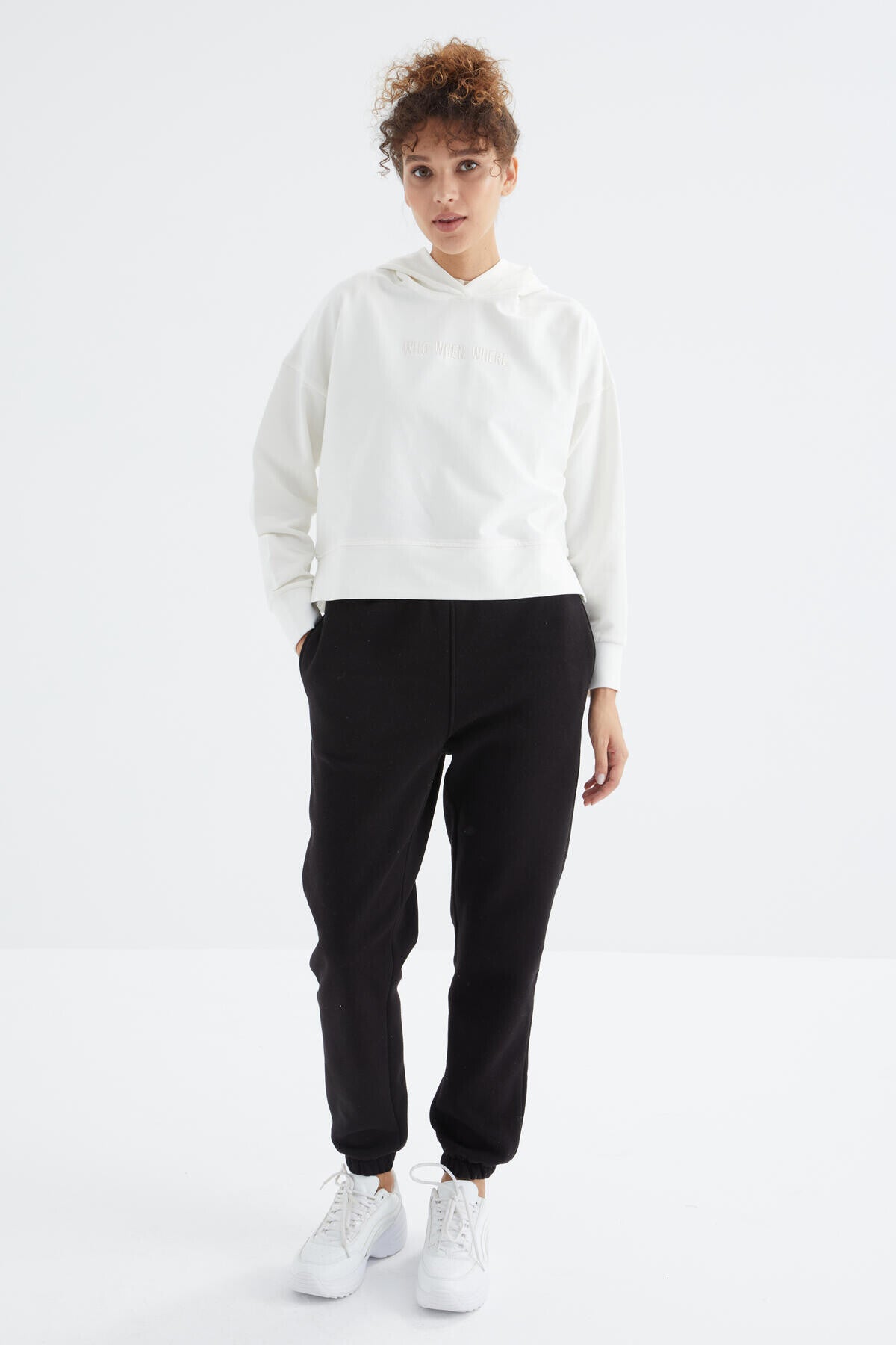 Siyah Yüksek Bel Şardonlu 3 İplik PamukluBasic Kadın Eşofman Alt - 94624