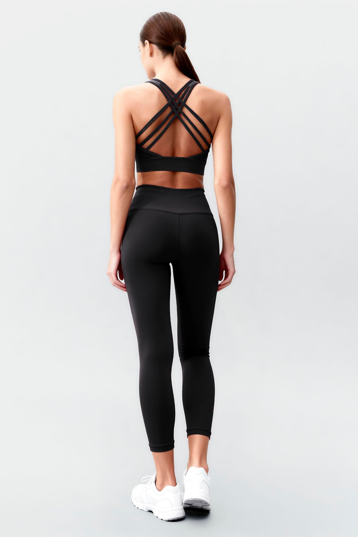 Siyah Yüksek Bel Toparlayıcı Çapraz Sırt Detaylı Slim Fit Kadın Tayt Takım - 95283