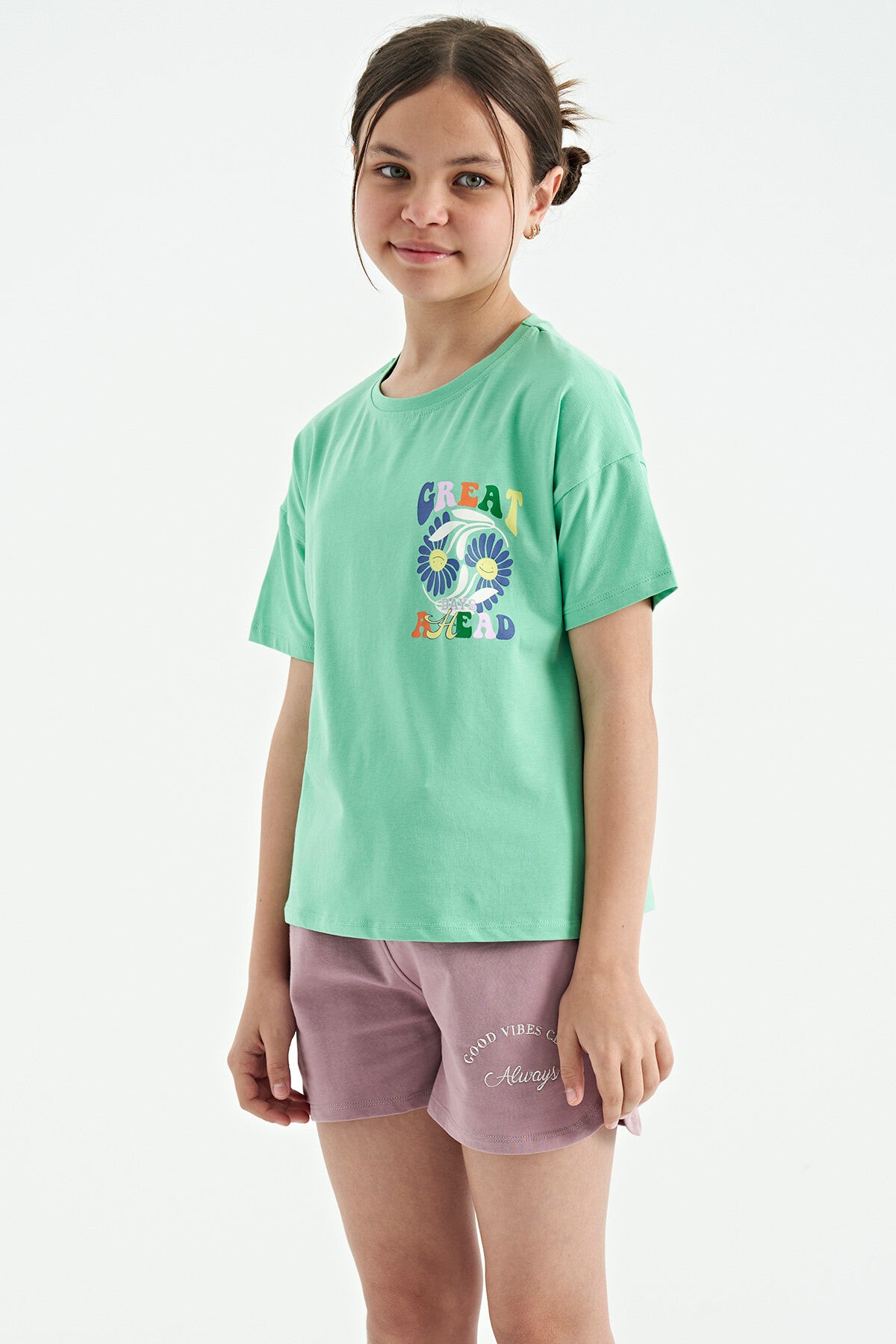 Su Yeşili Ön Arka Çok Renkli Baskılı Oversize Kısa Kollu Kız Çocuk T-Shirt - 75117