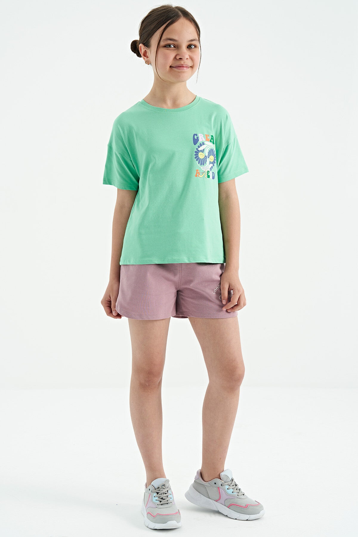 Su Yeşili Ön Arka Çok Renkli Baskılı Oversize Kısa Kollu Kız Çocuk T-Shirt - 75117