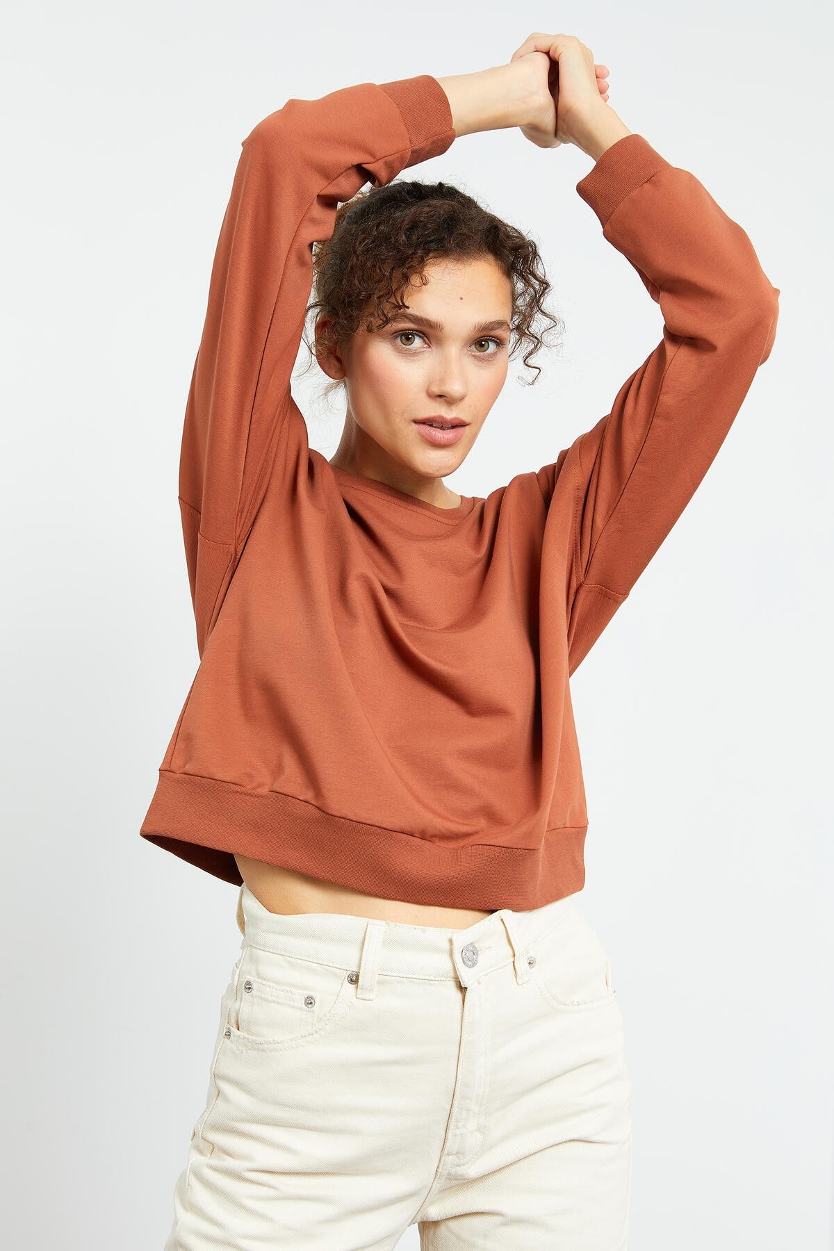 Tarçın Basic Rahat Form O Yaka Kadın Sweatshirt - 97114