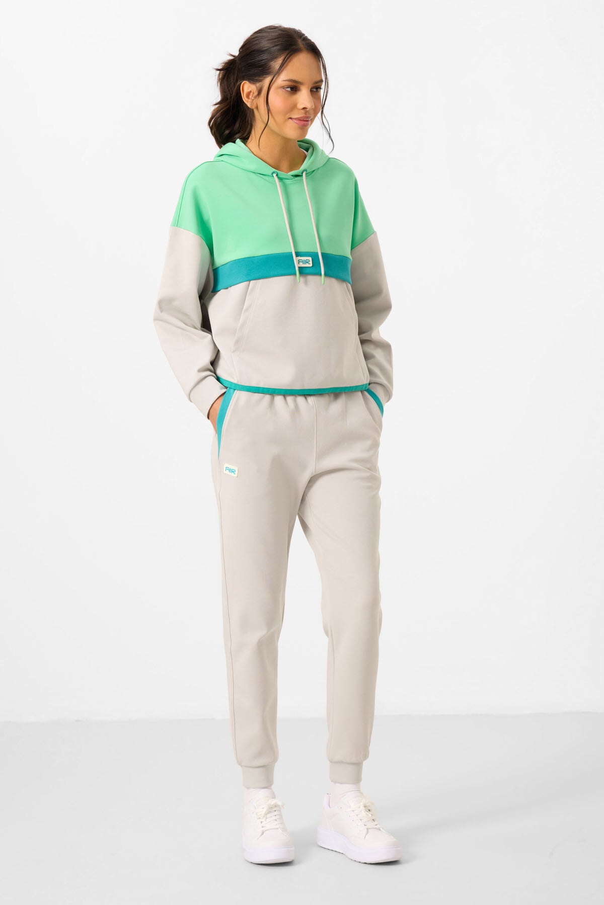 Taş Kapüşonlu Pamuklu Renk Bloklu Kadın Eşofman Takım - 95327