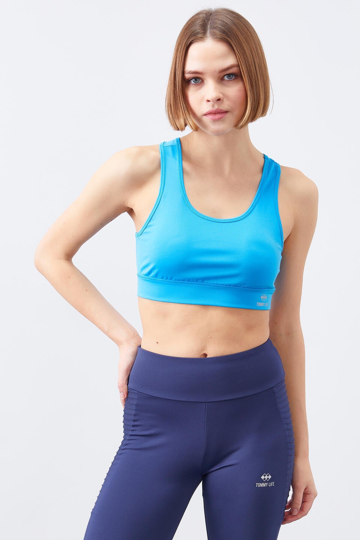 Turkuaz Sırt Detaylı Dar Kalıp U Yaka Kadın Spor Büstiyer - 97120