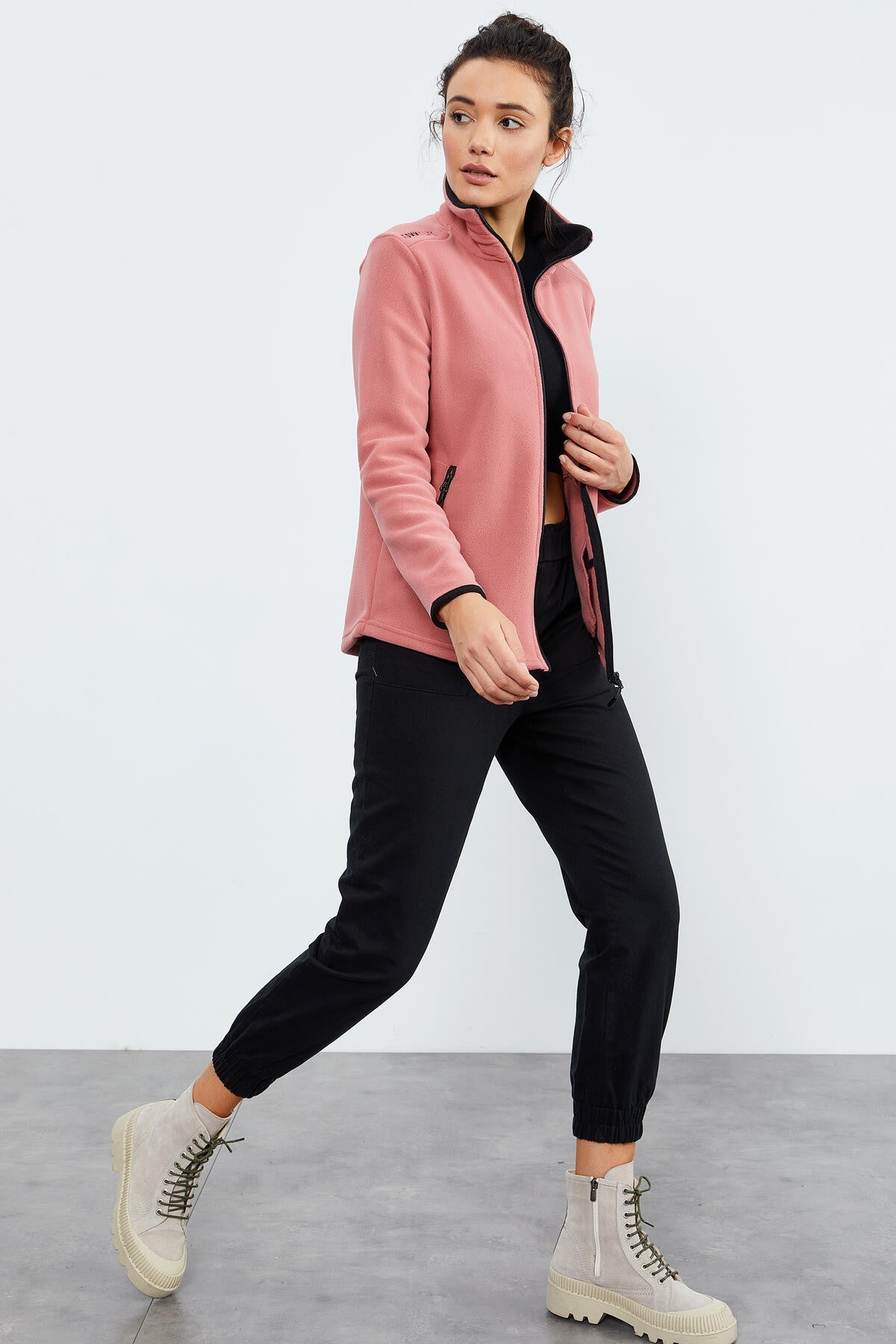 Yaban Gülü Dik Yaka Fermuarlı Rahat Form Kadın Polar Sweatshirt - 97173