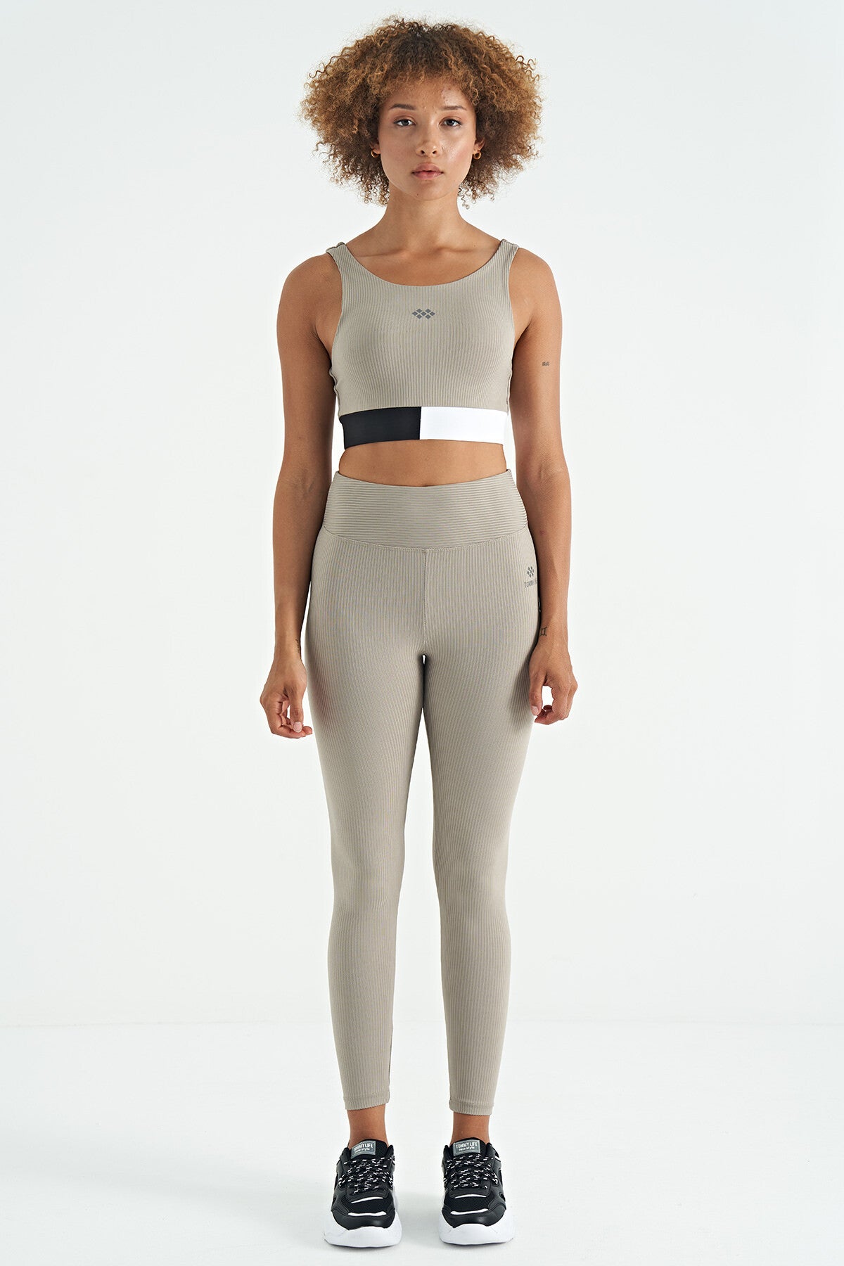 Zeytin Yeşil Renk Bloklu Logo Baskılı Dar Kalıp Fitilli Kadın Büstiyer - 97275