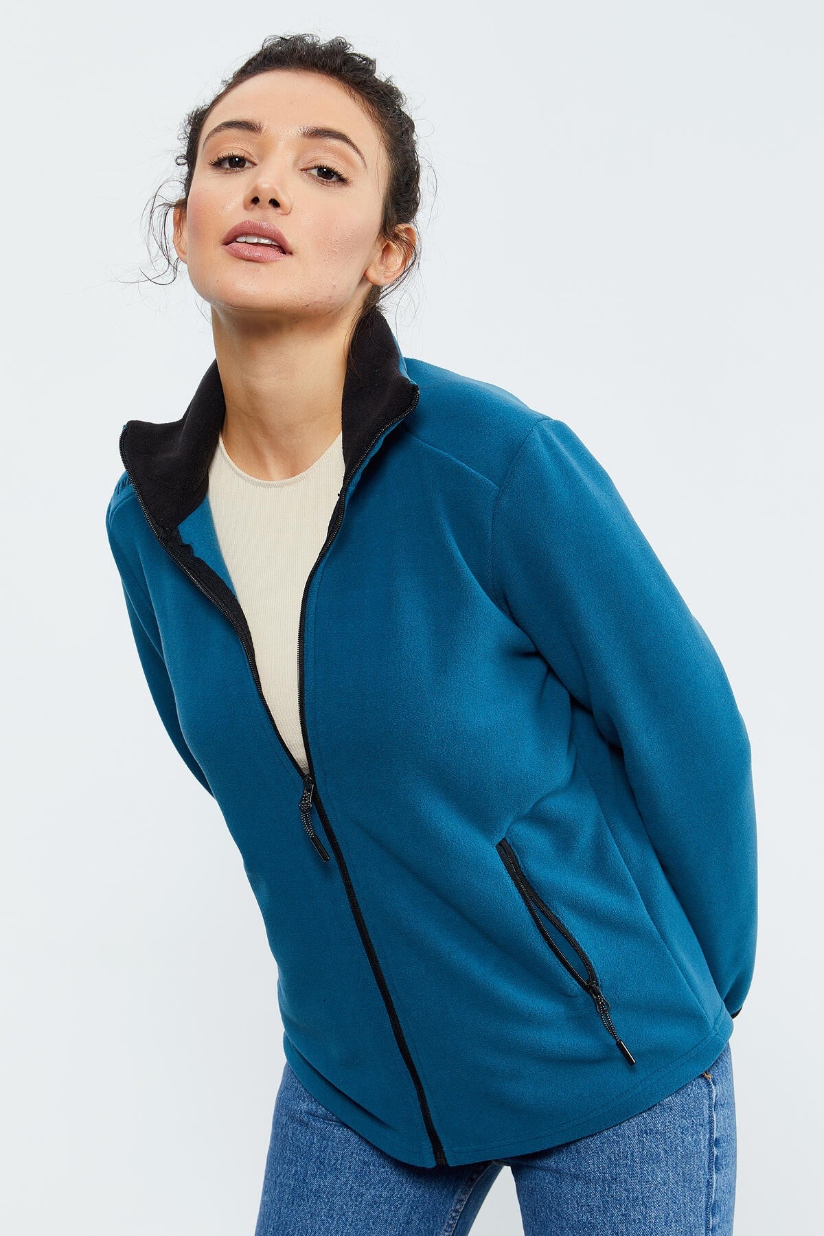 Zümrüt Dik Yaka Fermuarlı Rahat Form Kadın Polar Sweatshirt - 97173