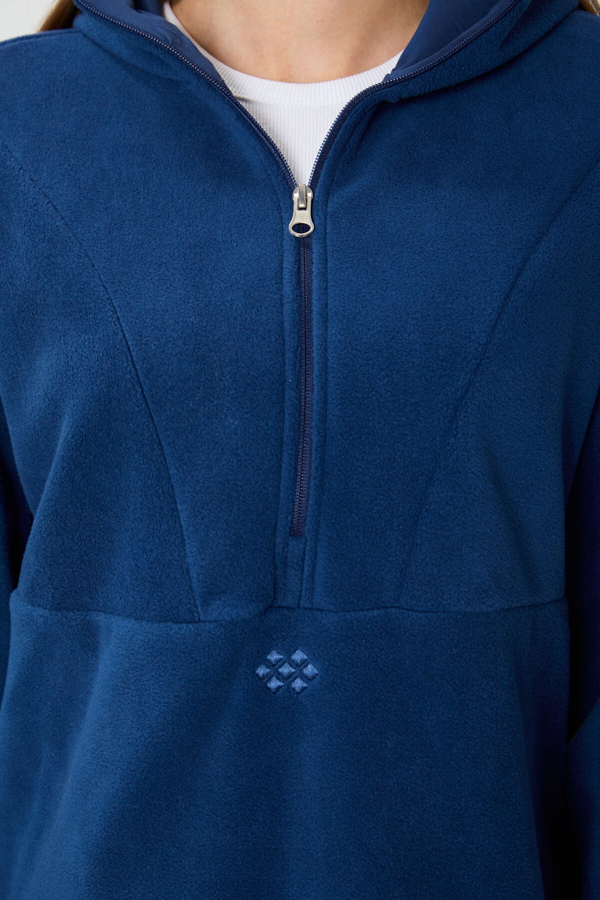 Parlament Kalın Yumuşak Dokulu Kapüşonlu Oversize Nakışlı Polar Kadın Sweatshirt -97286