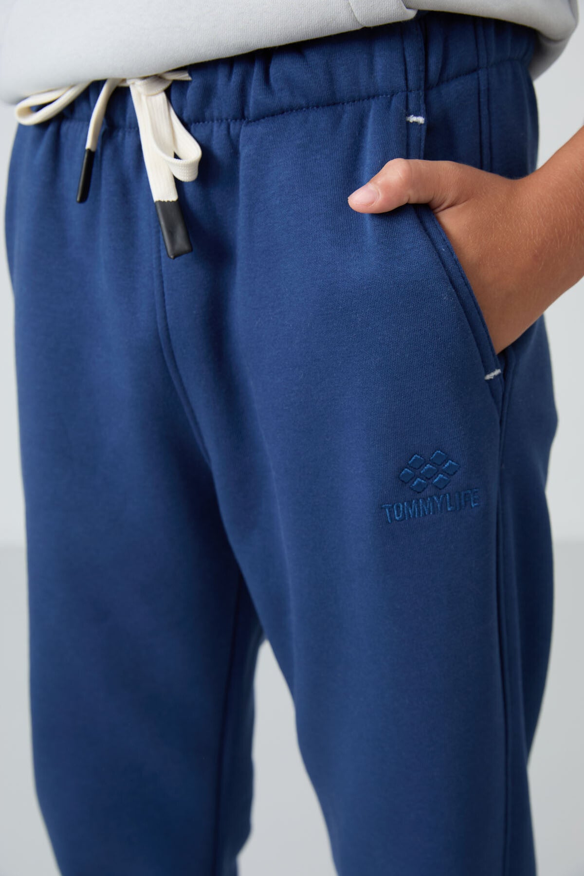 Parlament Pamuklu Kalın İçi Tüylü Standart Fit Baskılı Erkek Çocuk Eşofman Alt - 11225