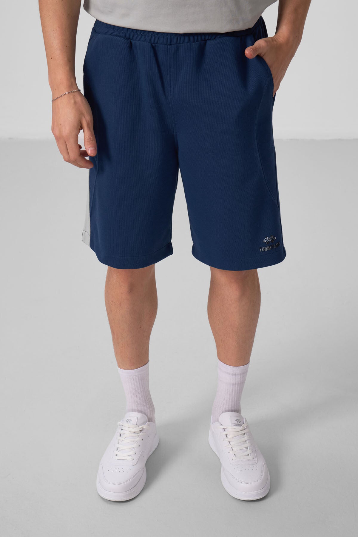 Parlament Yüzeyi Dokulu Oversize Erkek Şort - 81288