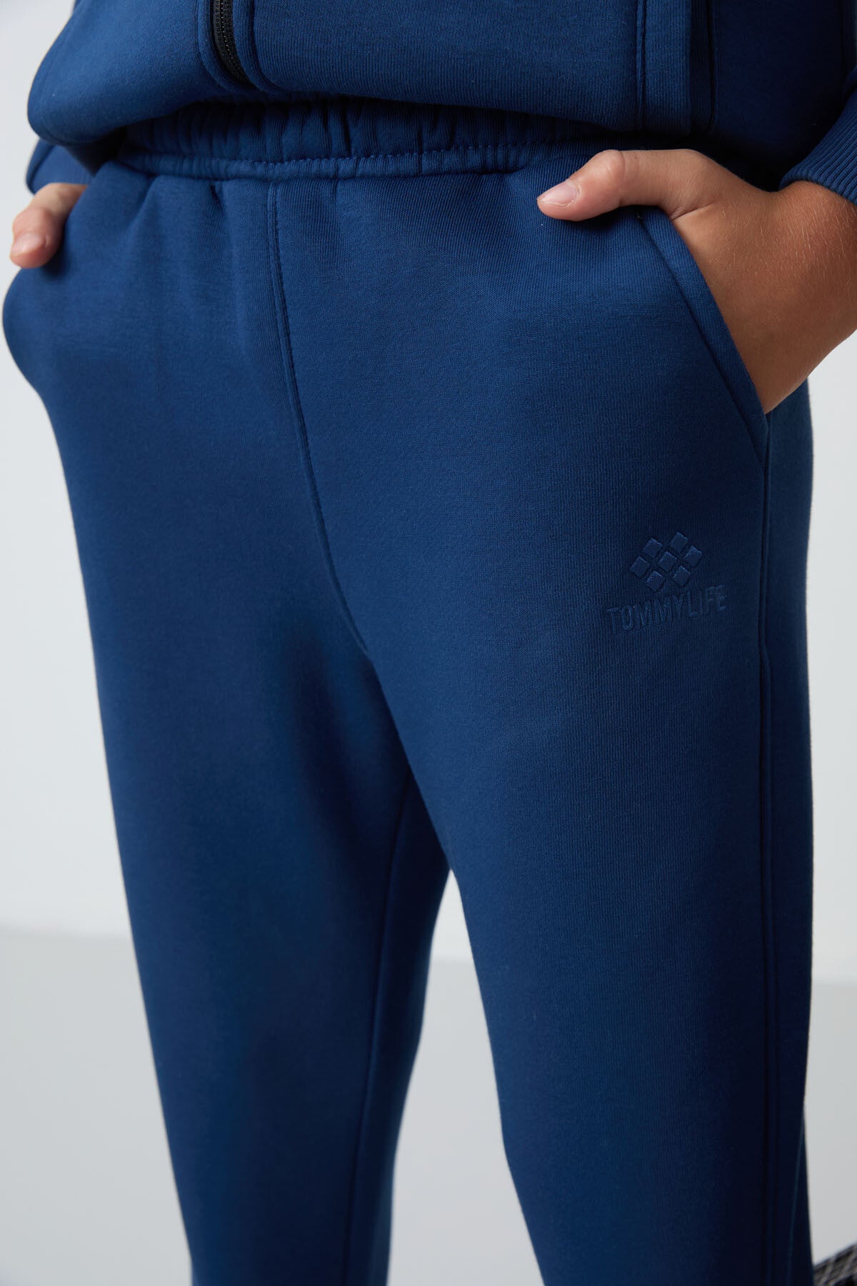 Parlament Pamuklu Kalın İçi Tüylü Standart Fit Nakışlı Erkek Çocuk Eşofman Takım - 11256