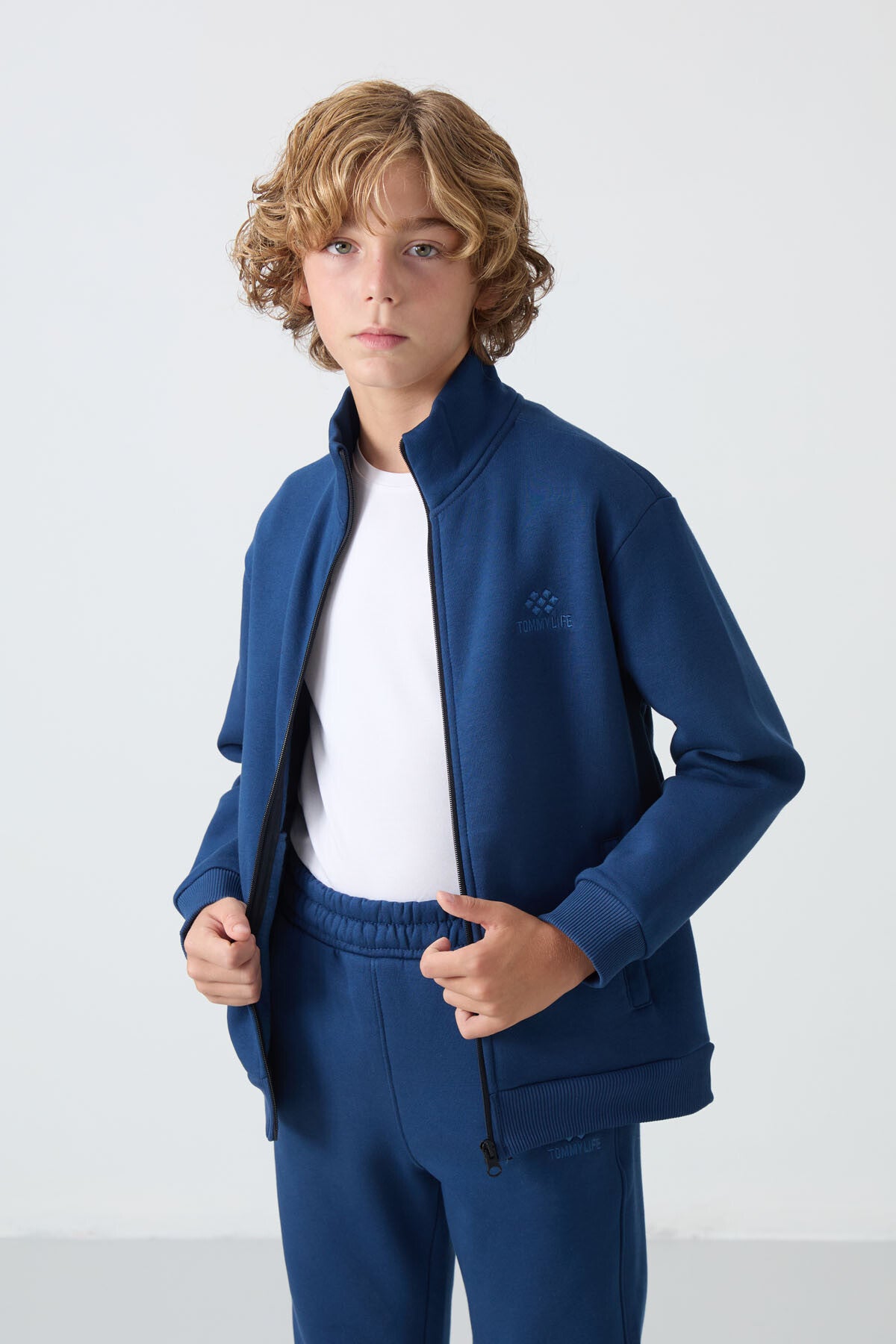 Parlament Pamuklu Kalın İçi Tüylü Standart Fit Nakışlı Erkek Çocuk Eşofman Takım - 11256