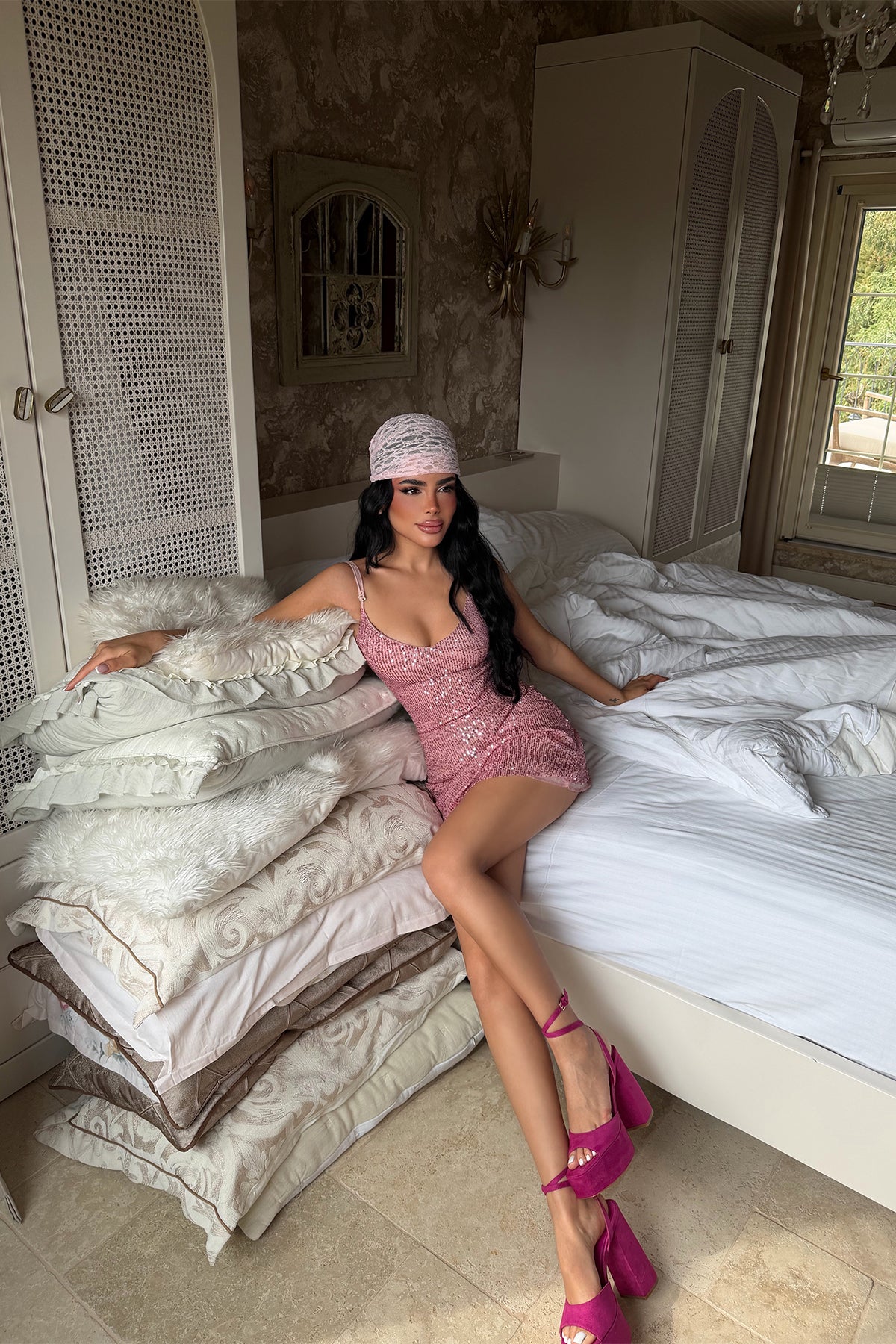 Pembe Cozhy Mini Payetli Elbise ATE-3876
