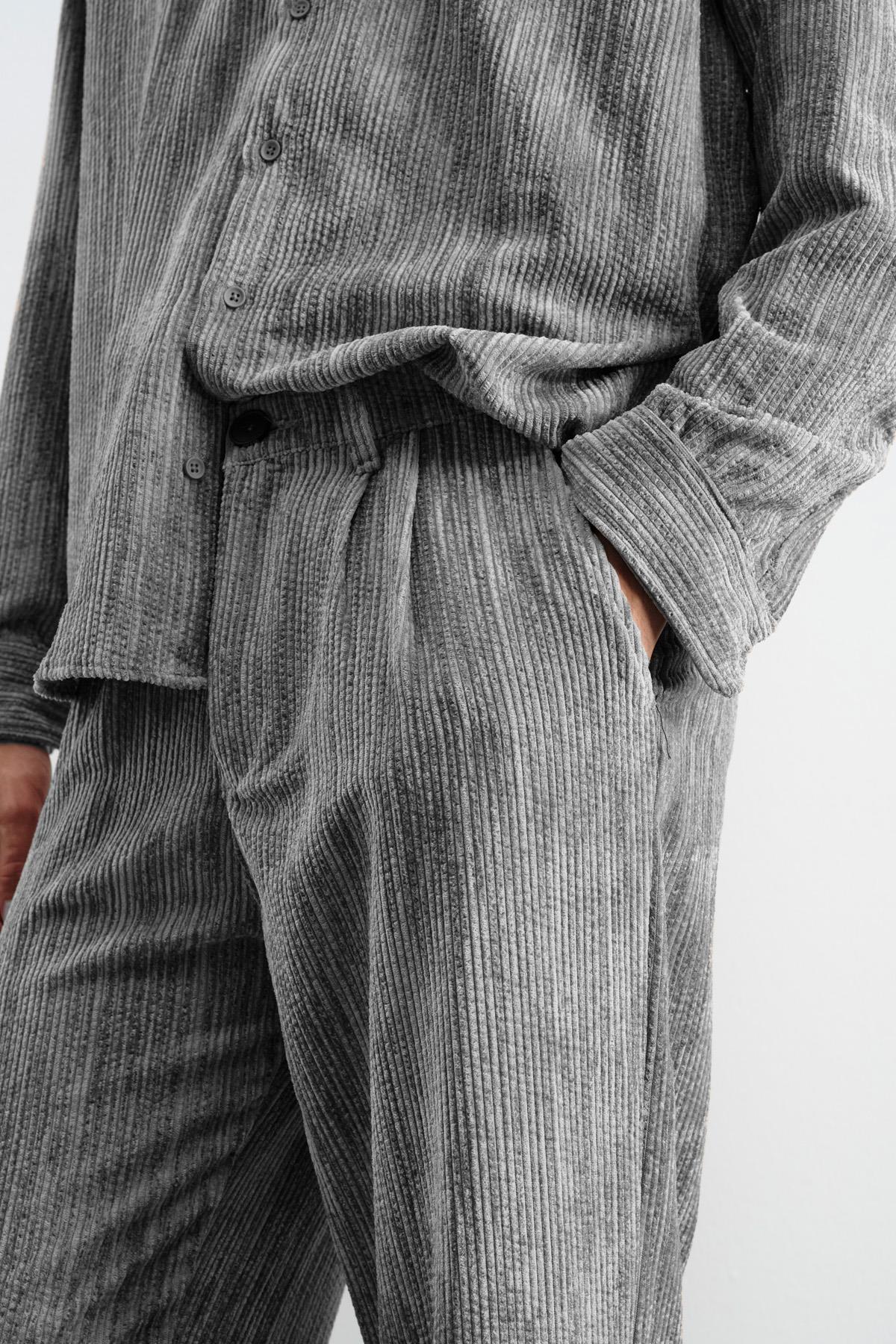 PİLİLİ KADİFE GRİ PANTOLON