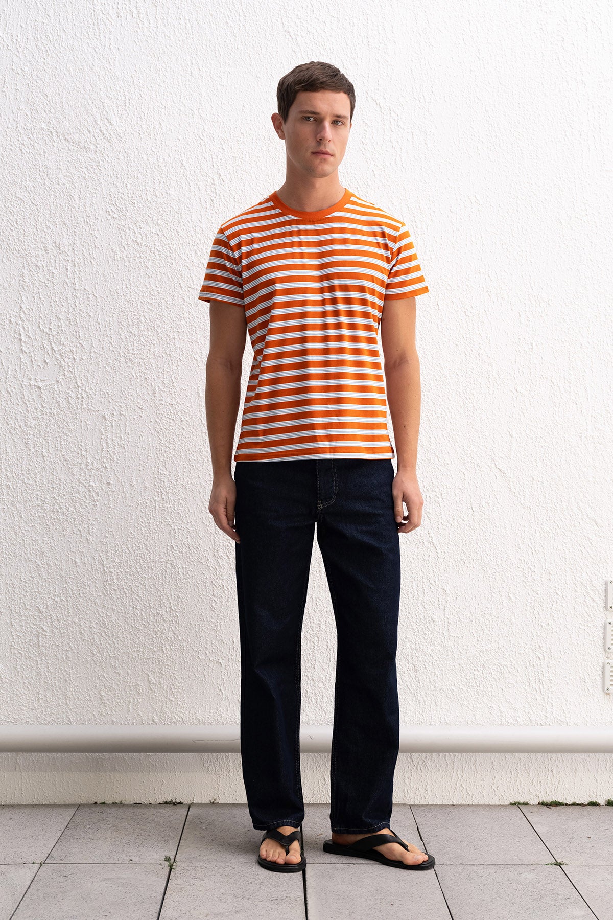 RAHAT KESİM ÇİZGİLİ KİREMİT T-SHIRT