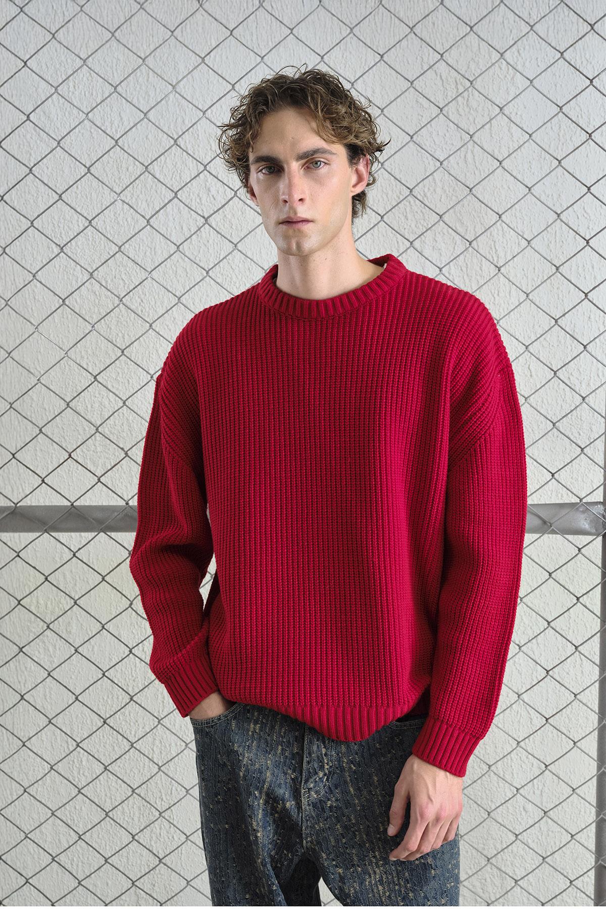 BOL KESİM DOKULU FİTİLLİ KIRMIZI TRİKO KAZAK