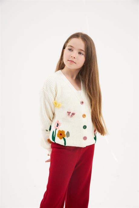 Renkli Düğmeli Floral Desenli Beyaz Triko Hırka Renkli Pantolon 2'li Takım Kırmızı 8 Yaş