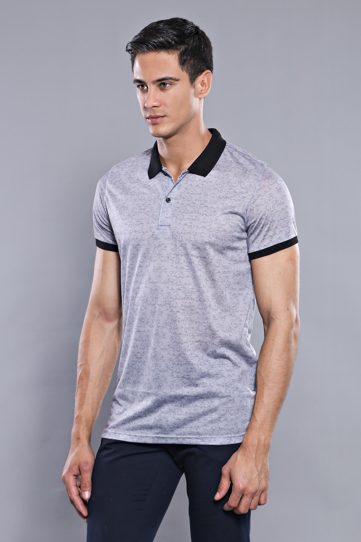 Çiçek Desenli Polo Yaka Gri T-shirt | Wessi