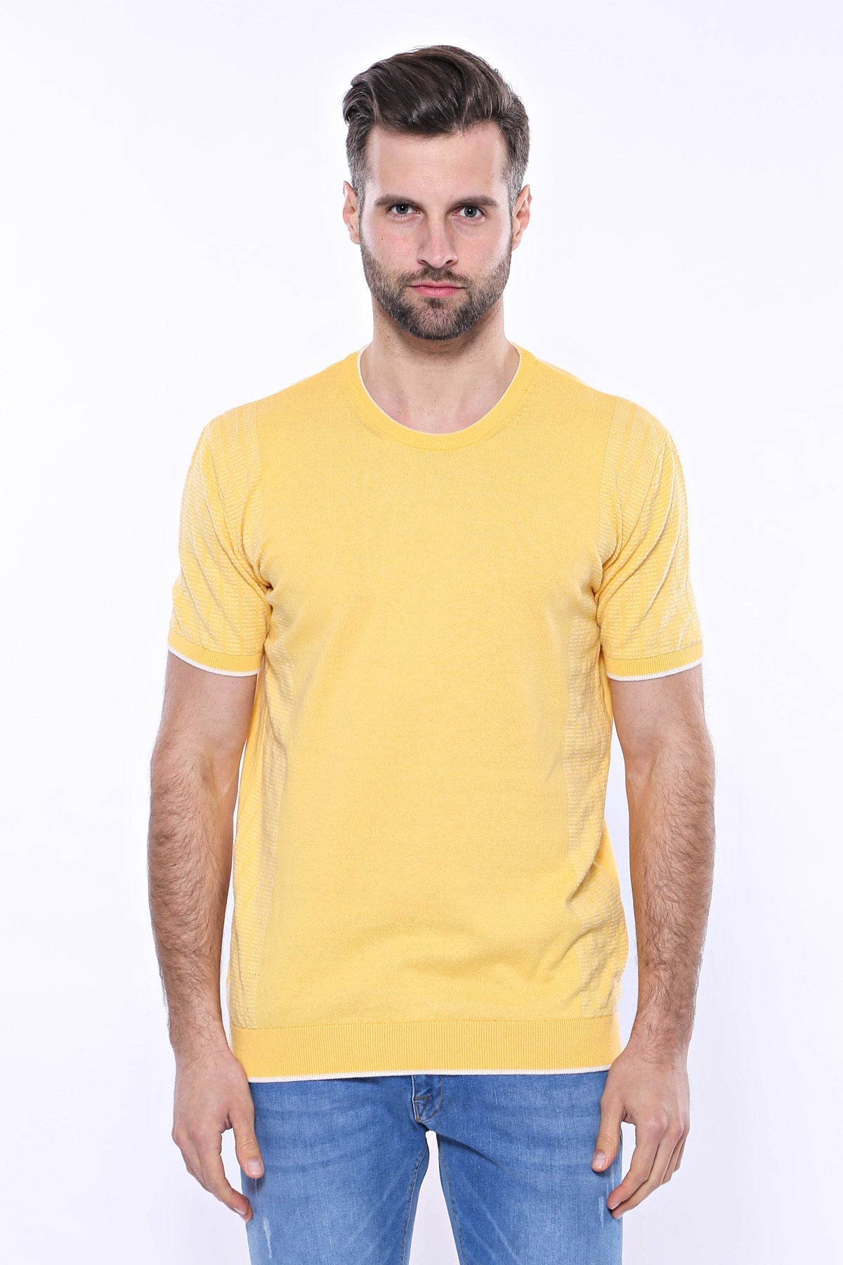 Bisiklet Yaka Kenarları Desenli Hardal Örme T-shirt | Wessi