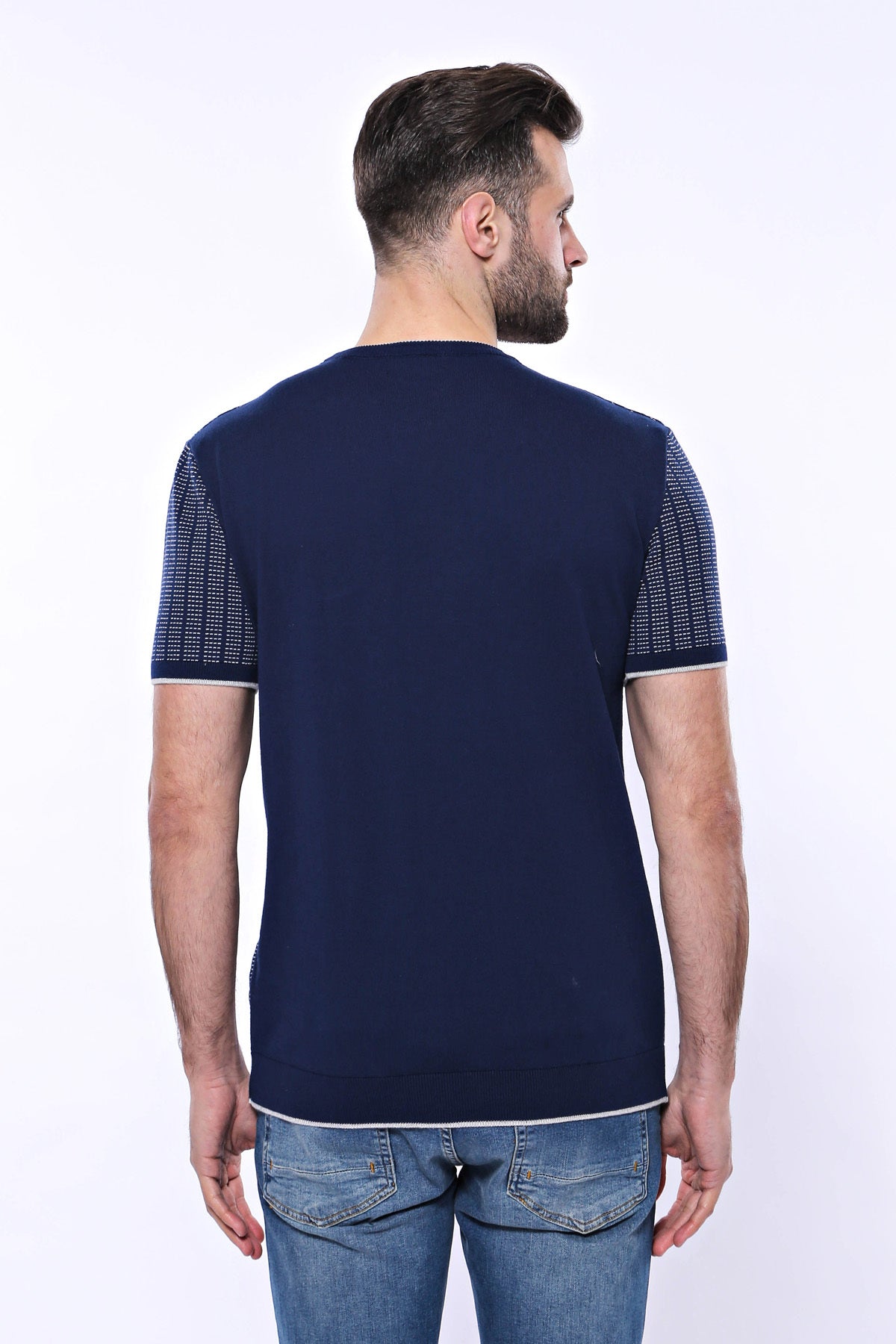 Bisiklet Yaka Kenarları Desenli Lacivert Örme T-shirt | Wessi