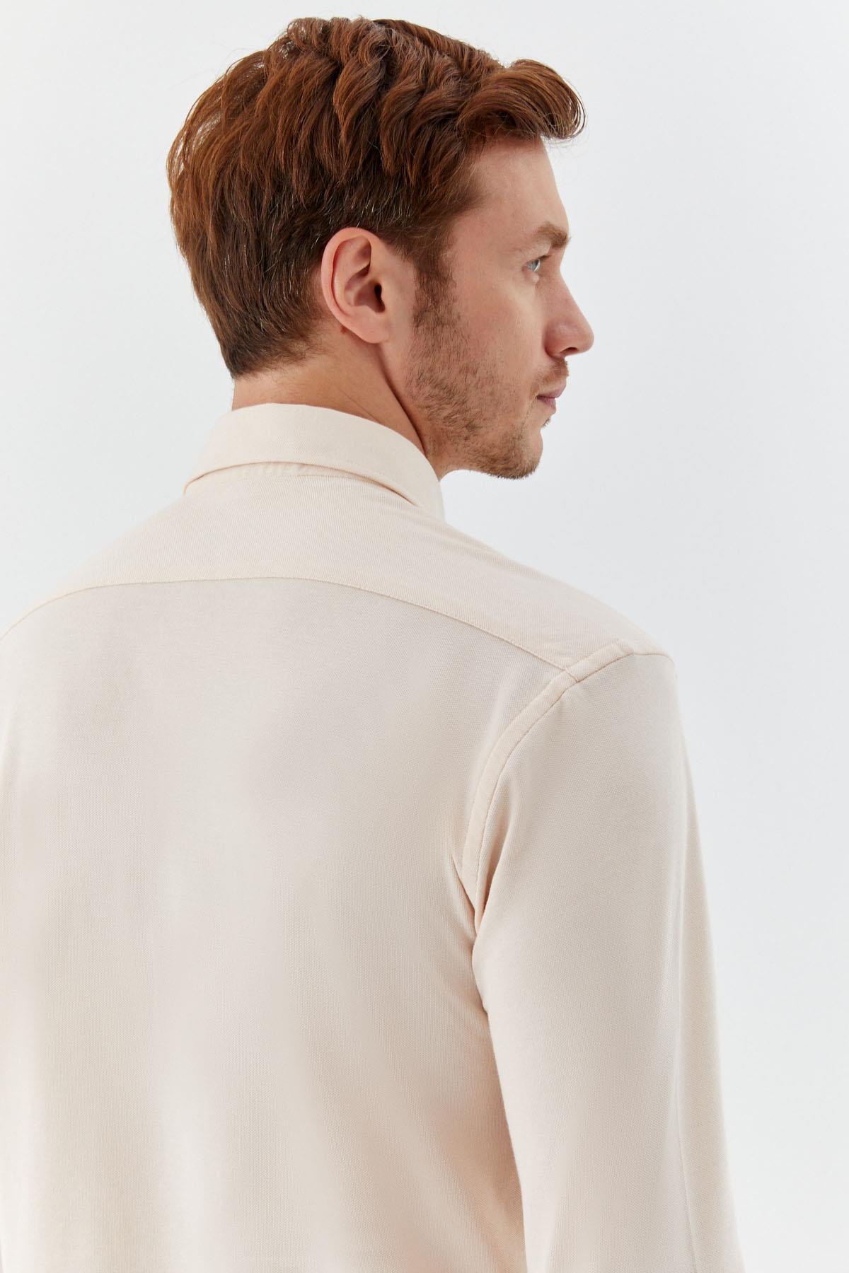 Erkek Krem Dar Kesim Slim Fit Pamuklu Düz Örme Uzun Kollu Düğmeli Yaka Gömlek