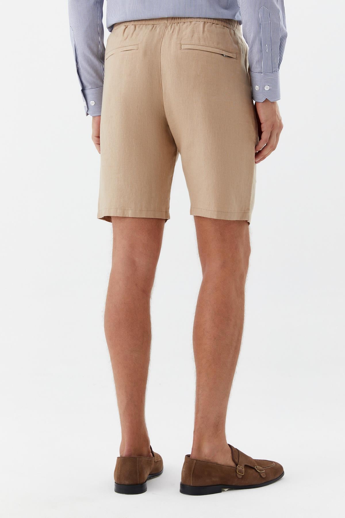 Erkek Kum Normal Kesim Regular Fit %100 Keten Lastikli Bel Bermuda Şort