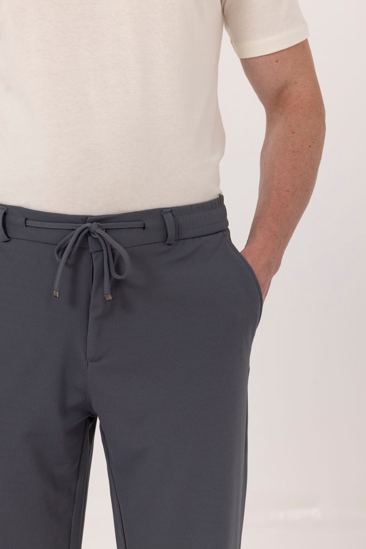 Füme Dokulu Arka Lastikli Köprü Kemerli Bağcıklı Jogger Pantolon