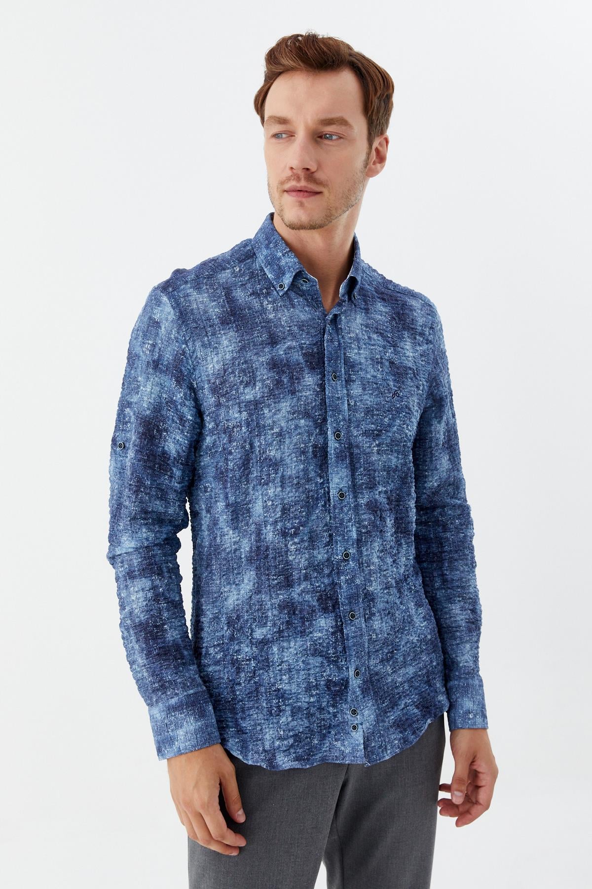 Erkek İndigo Dar Kesim Slim Fit %100 Pamuk Baskılı Düğmeli Yaka Gömlek