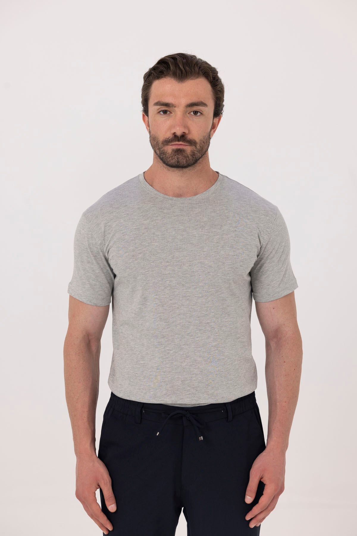 Gri %100 Pamuk Bisiklet Yaka Düz Renk Basic T-Shirt