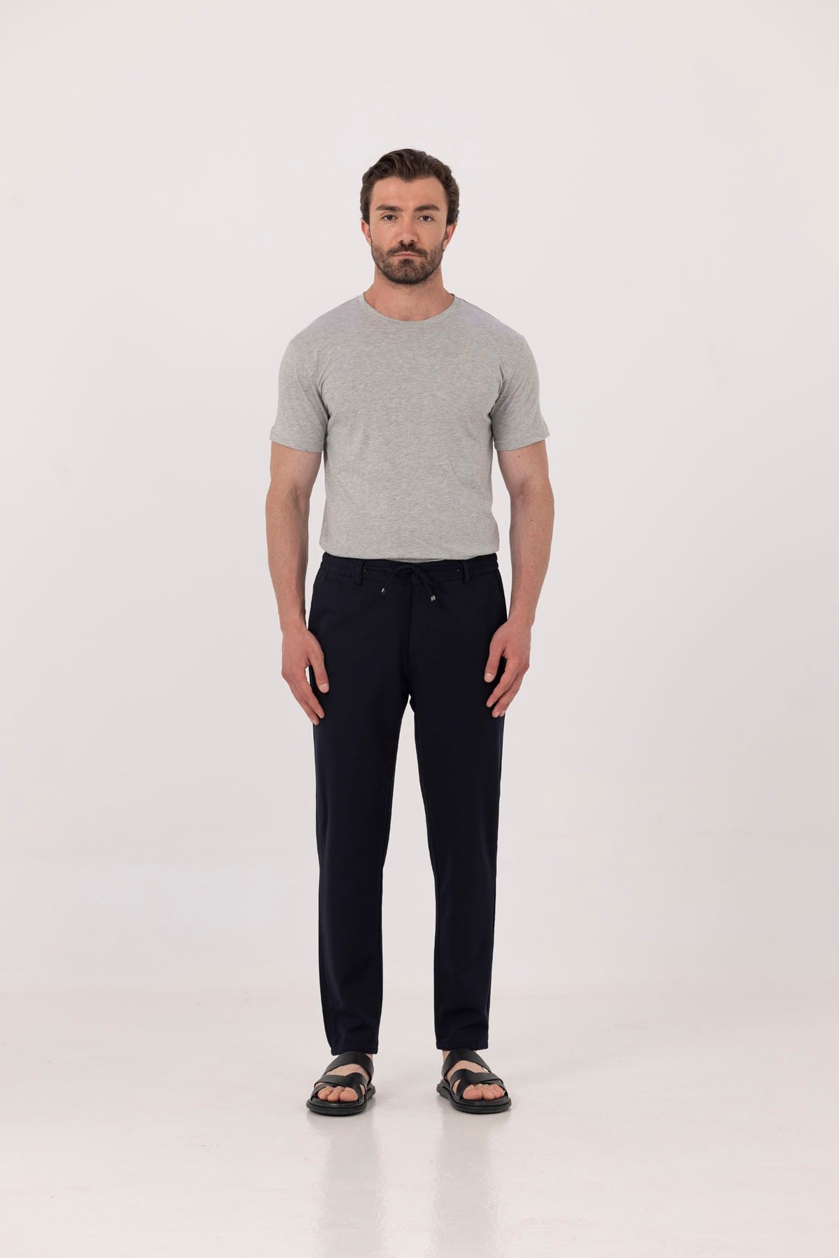 Gri %100 Pamuk Bisiklet Yaka Düz Renk Basic T-Shirt