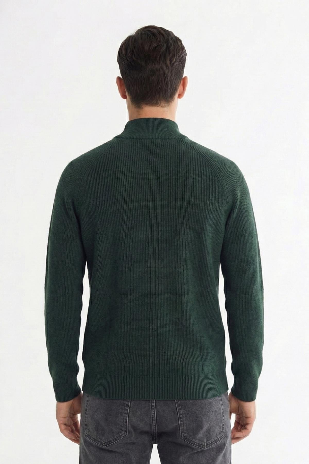 Erkek Haki Dar Kesim Slim Fit Dokulu Örme Fermuarlı Yarım Balıkçı Yaka Triko Kazak