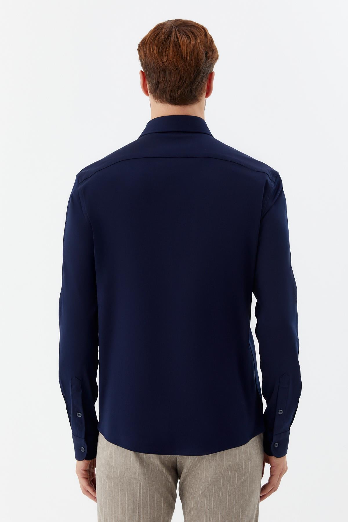 Erkek Lacivert Dar Kesim Slim Fit %100 Pamuk Düz Dokuma Klasik Yaka Gömlek