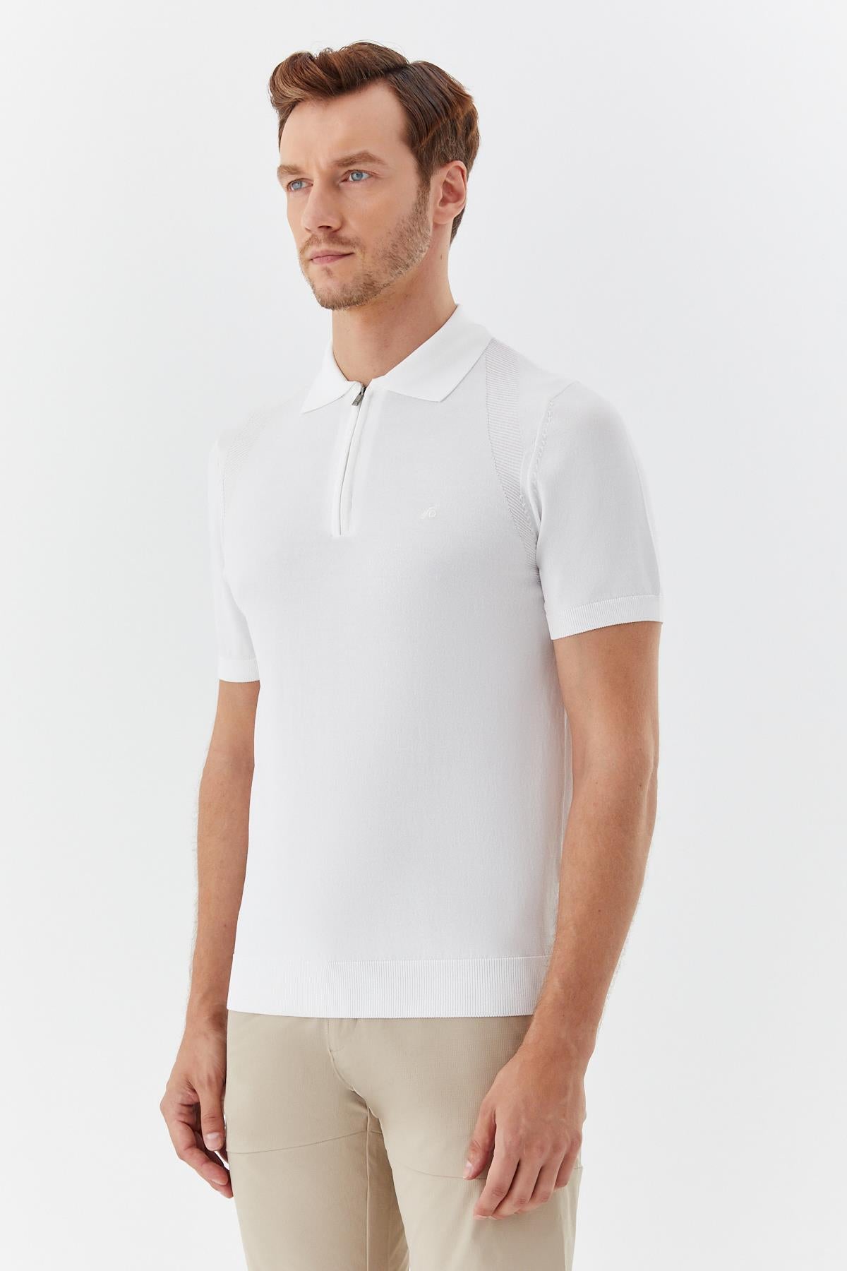 Ekru Reglan Ayaksız Triko Polo Yaka Fermuarlı T-Shırt