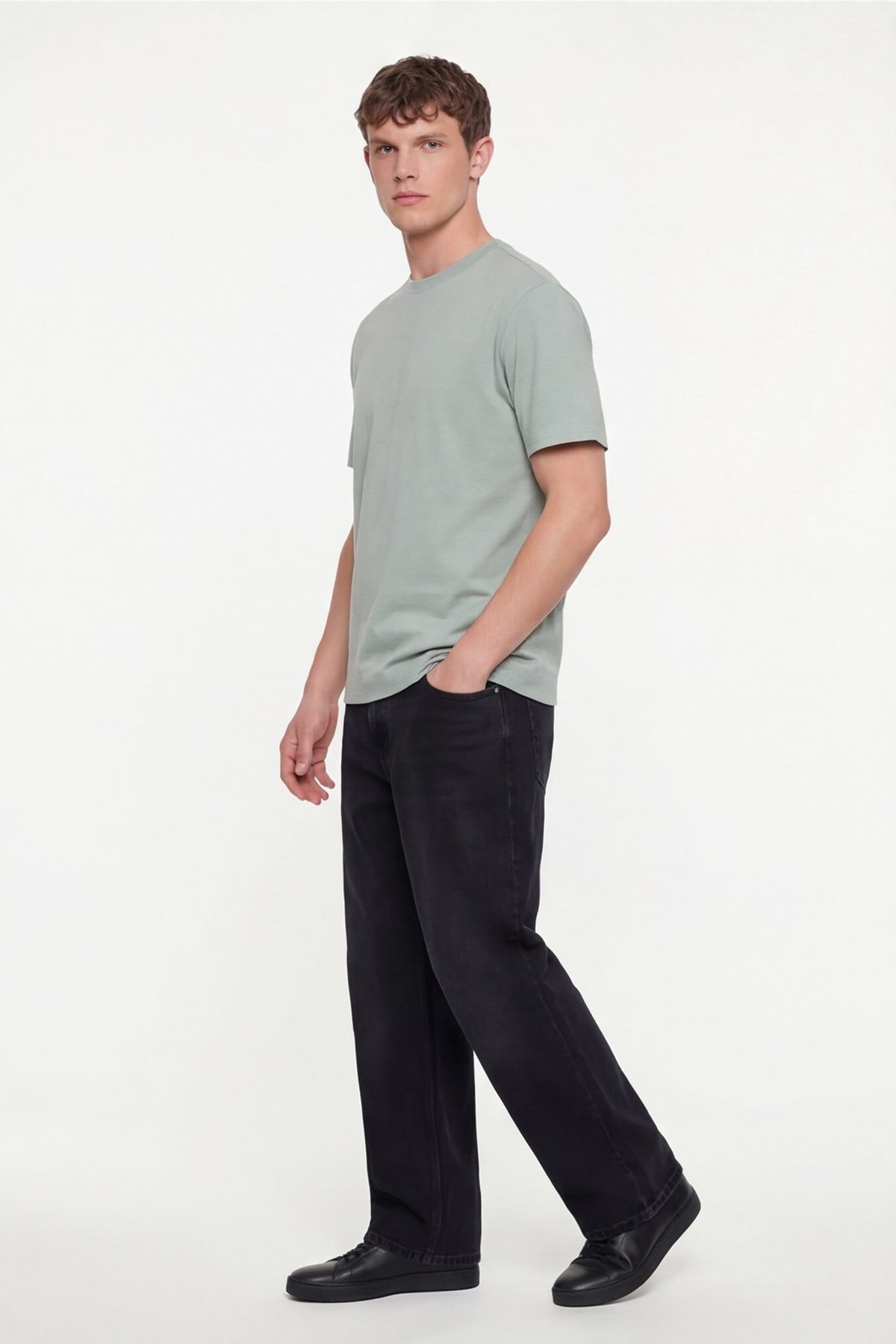 Erkek Açık Yeşil Normal Kesim Regular Fit %100 Pamuk Dokuma Bisiklet Yaka Basic T-Shirt