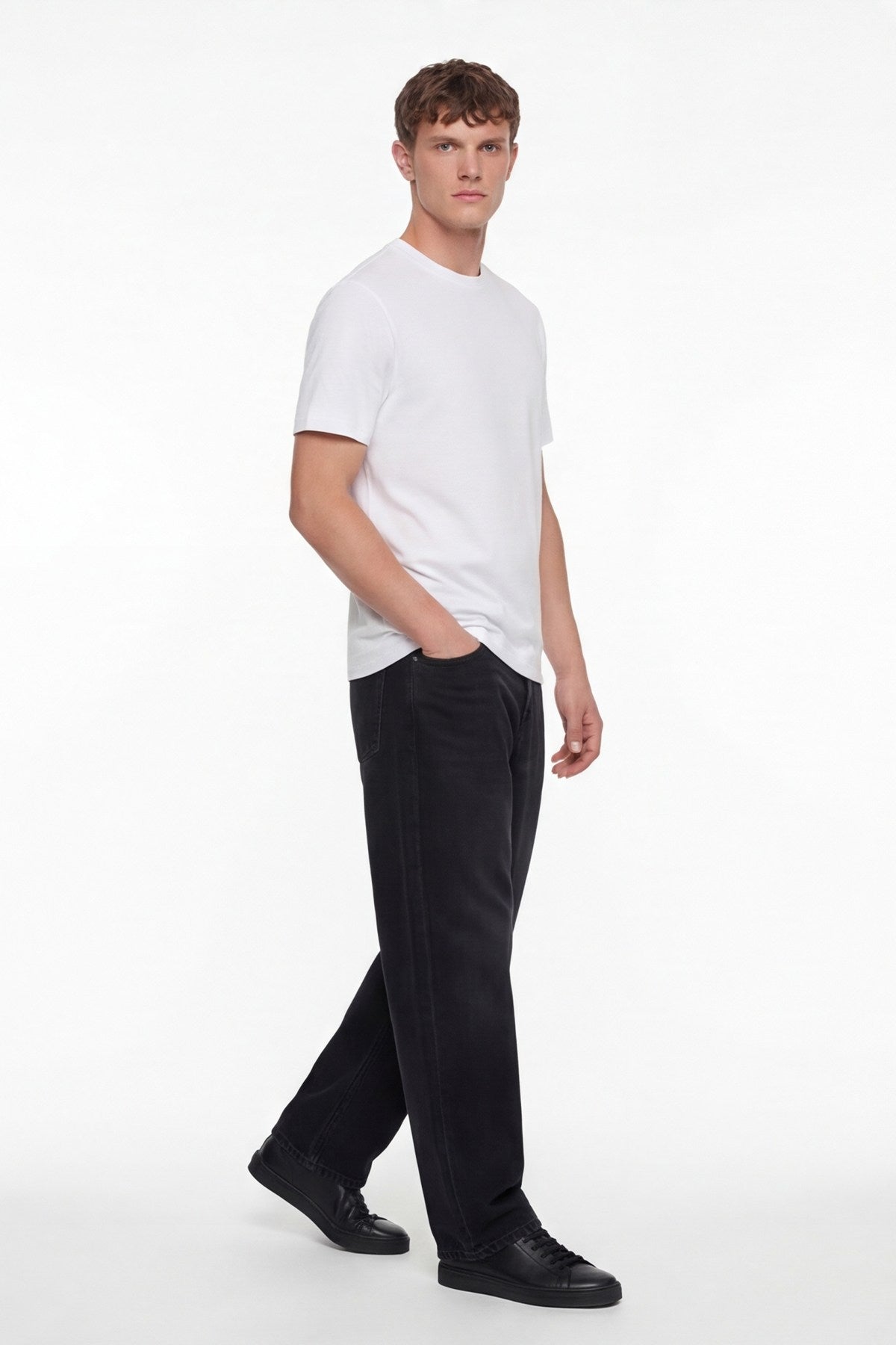 Beyaz %100 Pamuk Regular Fit Dokuma Bisiklet Yaka Basic T-Shirt