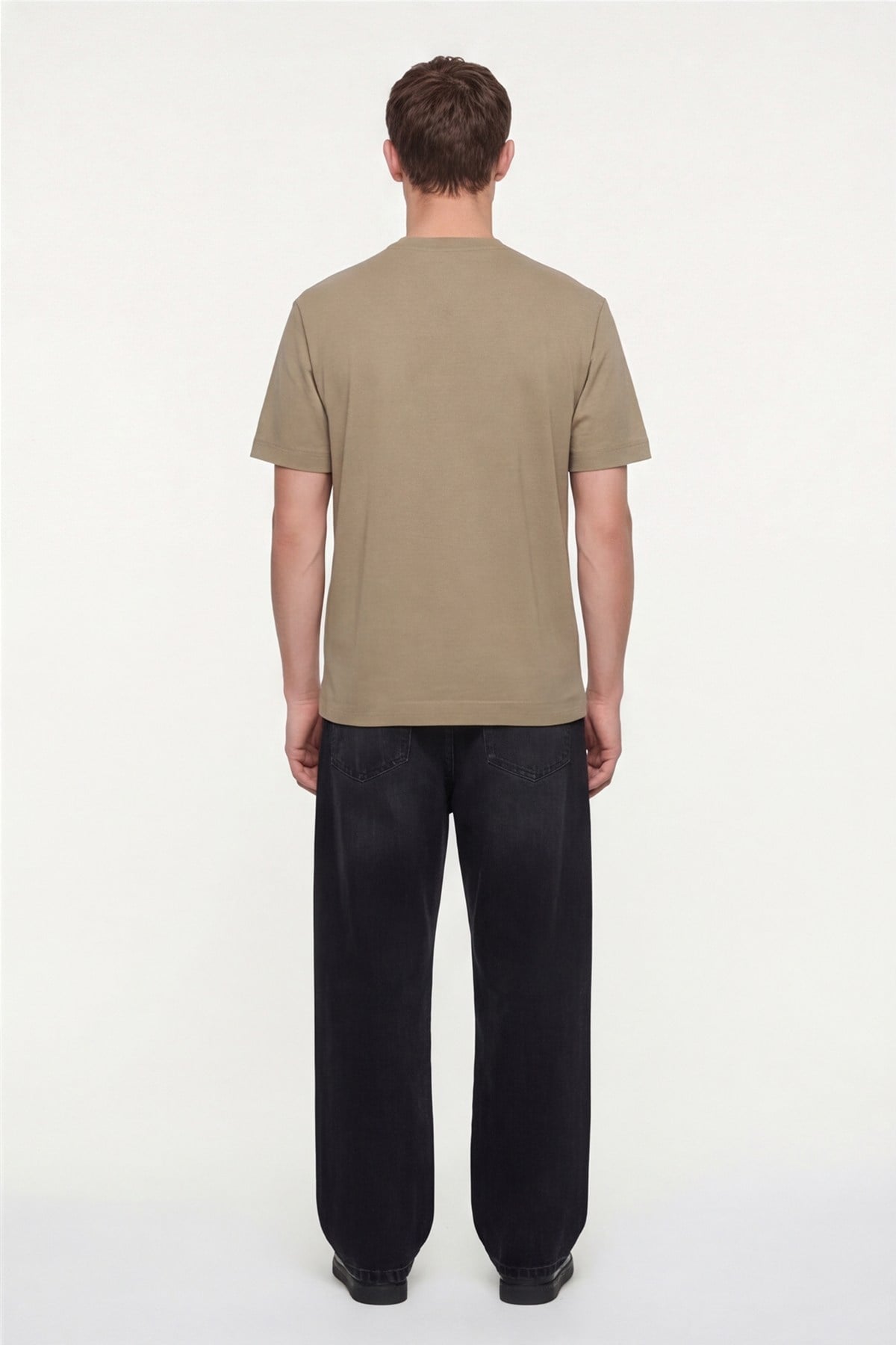 Erkek Vizon Normal Kesim Regular Fit %100 Pamuk Dokuma Bisiklet Yaka Basic T-Shirt