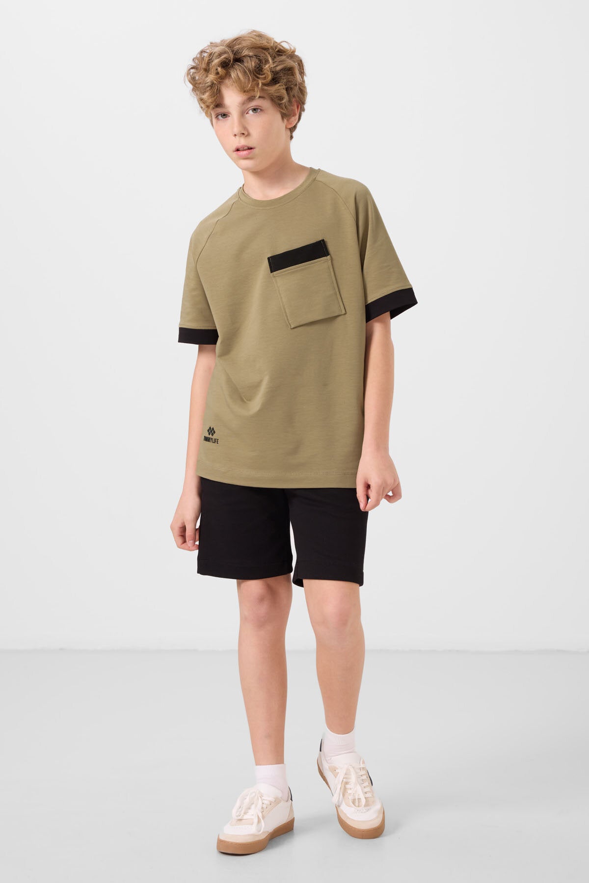 Standart Fit Basic 3'lü Paket Siyah-Çam Yeşili-Bej Erkek Çocuk Şort - 11293
