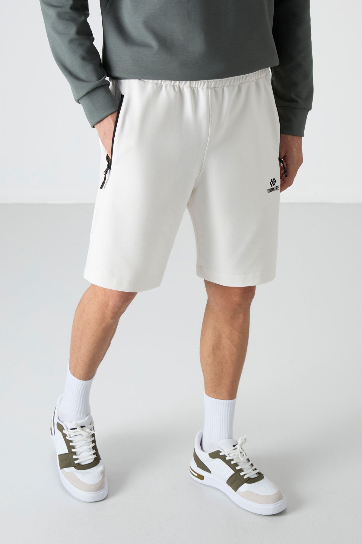 Standart Kalıp 3'lü Paket Siyah-Lacivert-Ekru Erkek Şort - 81136