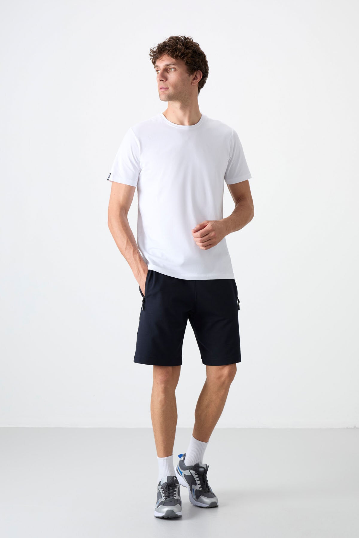 Standart Kalıp 3'lü Paket Siyah-Lacivert-Ekru Erkek Şort - 81136