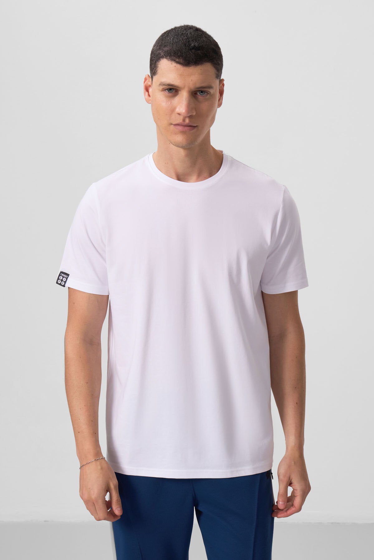Standart Fit Basic O Yaka 3'lü Paket Siyah-Beyaz-Lacivert Erkek T-Shirt 87911