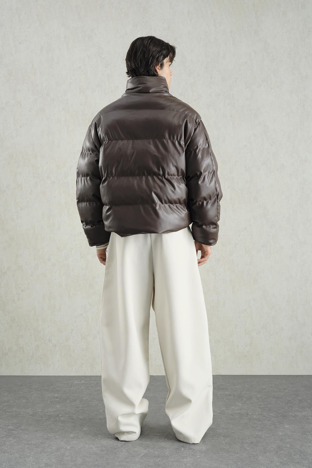 ŞİŞME DERİ KAHVERENGİ MONT